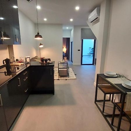 Love Rent4 Malaga Mercedes 外观 照片