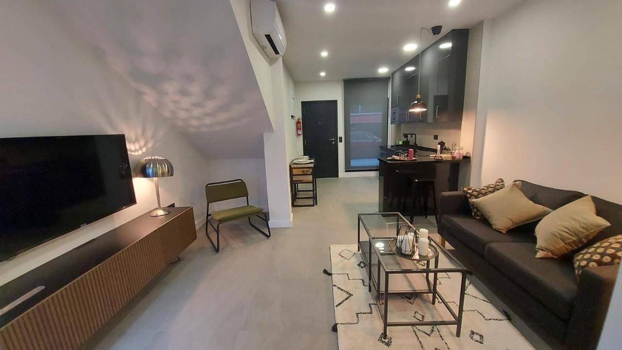 Love Rent4 Malaga Mercedes 外观 照片