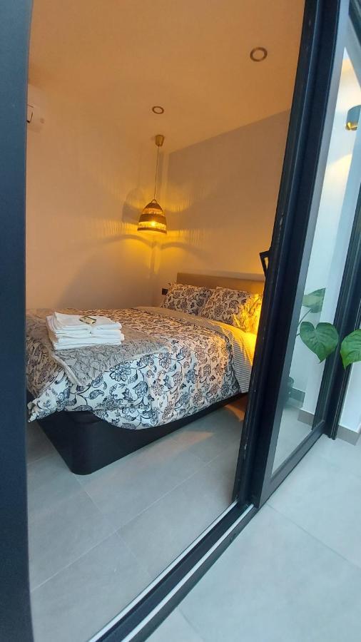 Love Rent4 Malaga Mercedes 外观 照片